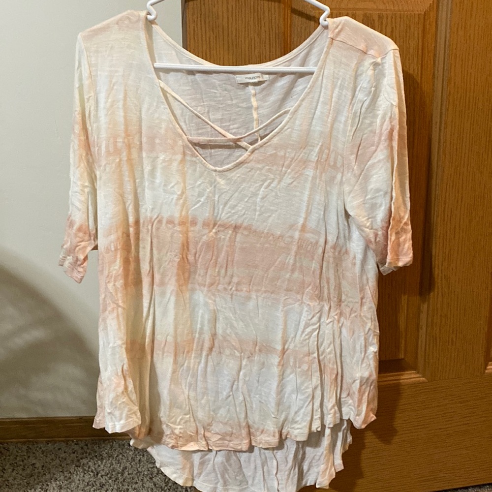 Maurice’s tee